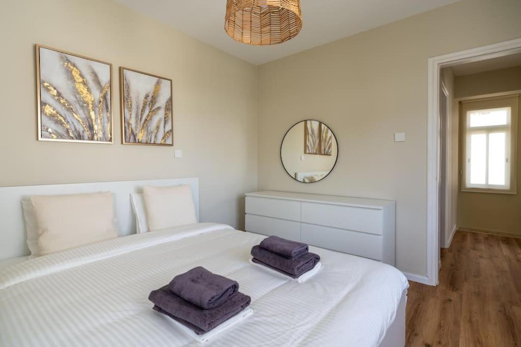 Cozy Nerina Cottage At Harbour Paphos Exterior foto